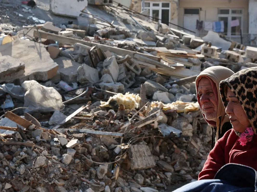 Muchos en el sureste de Turquía siguen sin ayuda por el terremoto porque hace mucho frío.